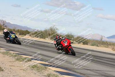 media/Nov-16-2025-Race Pace (Sun) [[8c5fa54630]]/Non Verified Riders (1st 20 Minutes)/3-Turn 3 Inside (11am)/